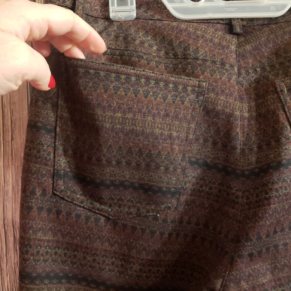 Peace of Cloth Pants - Picture 5 of 10